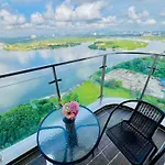 Country Garden Danga Bay By R9 Homestay