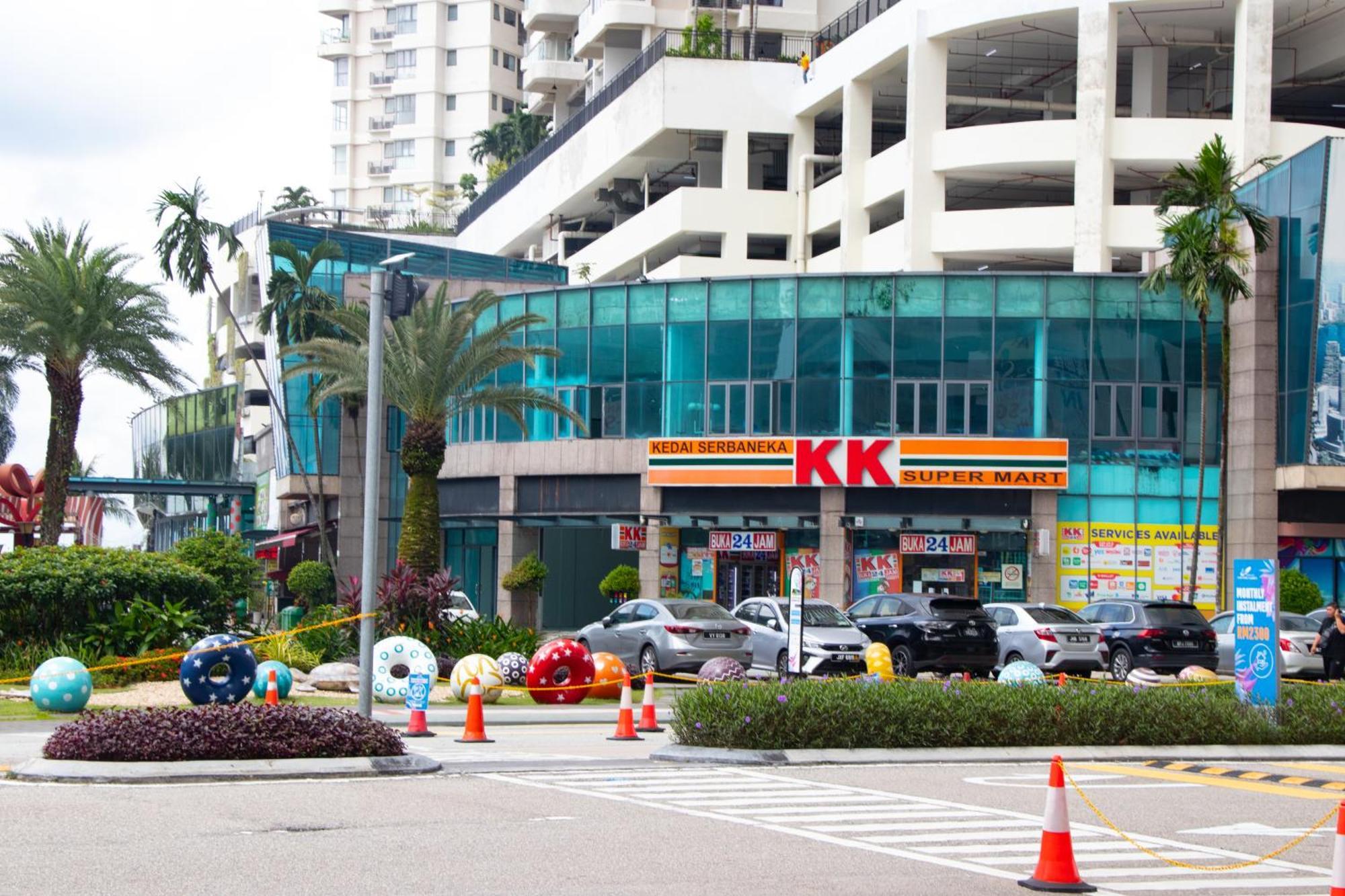Country Garden Danga Bay By R9